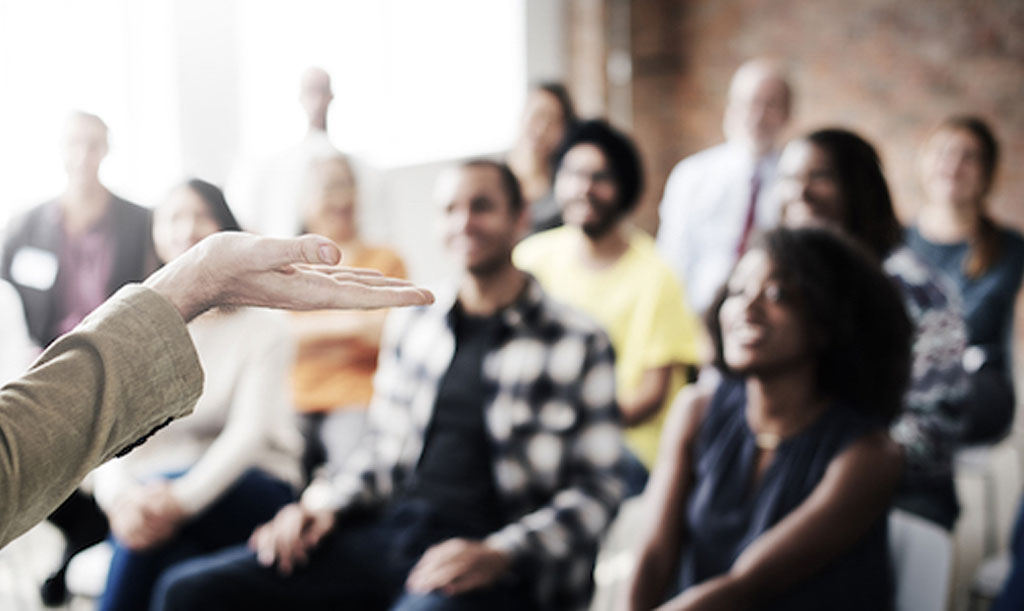 SMART Recovery Vs 12 Step Programs: What’s the right fellowship for you?